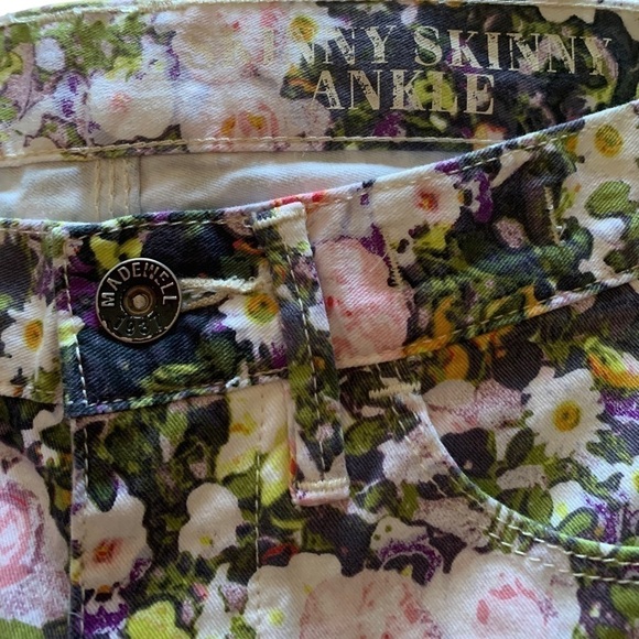 Madewell Floral Sun Garden Skinny Skinny Ankle Jeans - Picture 6 of 10
